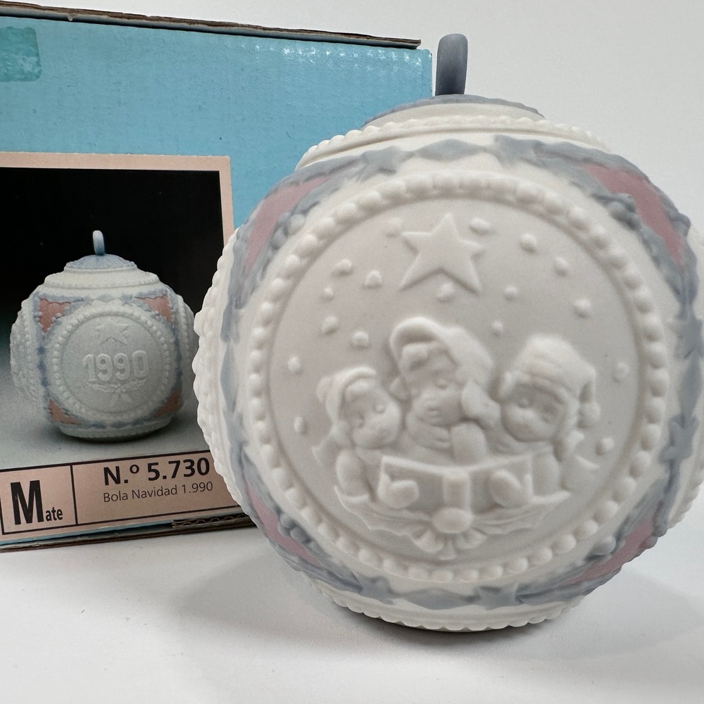 VTG Lladro 1990 Christmas Ornament 5730 Bola Navidad Mate Porcelain Santa w/ Box